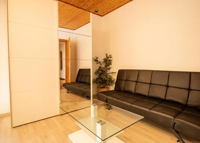 Miraflor Betty By Apartament *